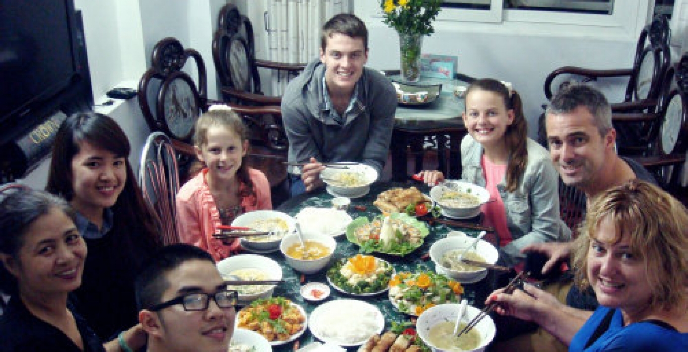 hanoi family food tour